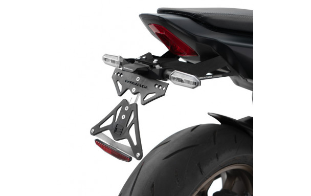 SUPPORT DE PLAQUE HONDA CB650R  (2024-...) BARRACUDA